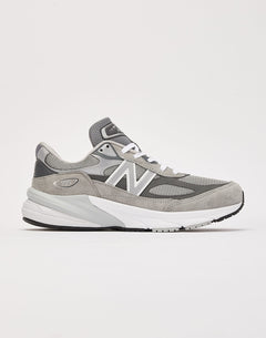 New Balance 990V6