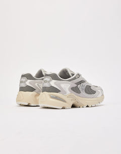 Kids New Balance 725V1 GS Gray White Beige ML725AA/GS Sneaker Shoe Trainer