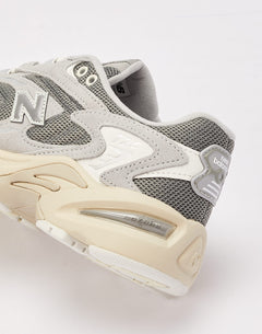 Kids New Balance 725V1 GS Gray White Beige ML725AA/GS Sneaker Shoe Trainer