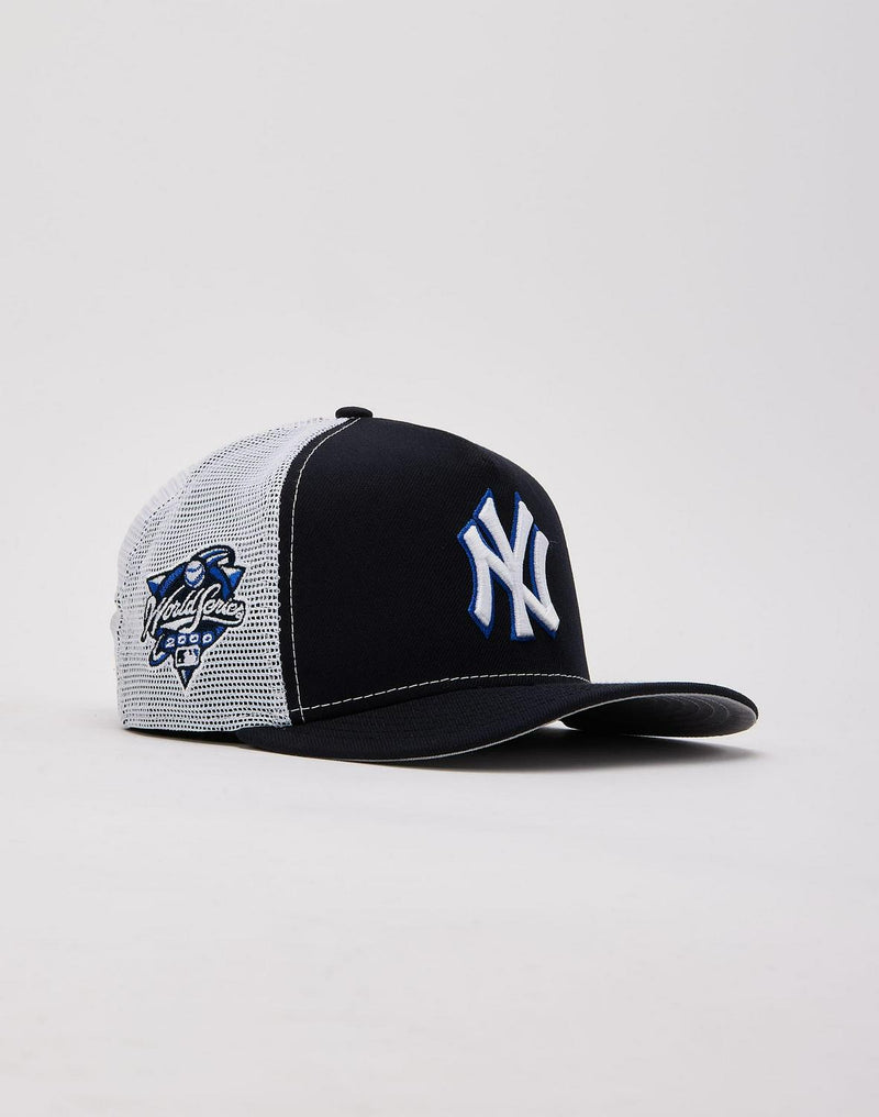 New Era NY Yankees '00 WS Trucker Mesh White Black 9Fifty 950 Patch Snapback Hat