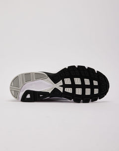 Nike Initiator