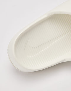 Nike Calm Slides