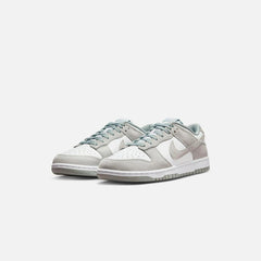 Nike Dunk Low Retro SE - White / Light Pumice