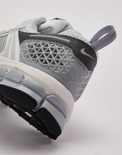 Nike Zoom Vomero 5 Grade-School