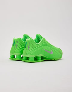 Nike Shox R4