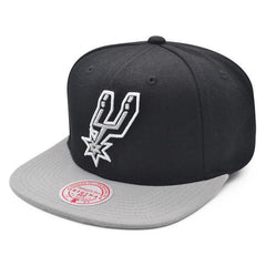 Mitchell And Ness San Antonio Spurs '05 NBA Finals Champions Black Gray Snapback