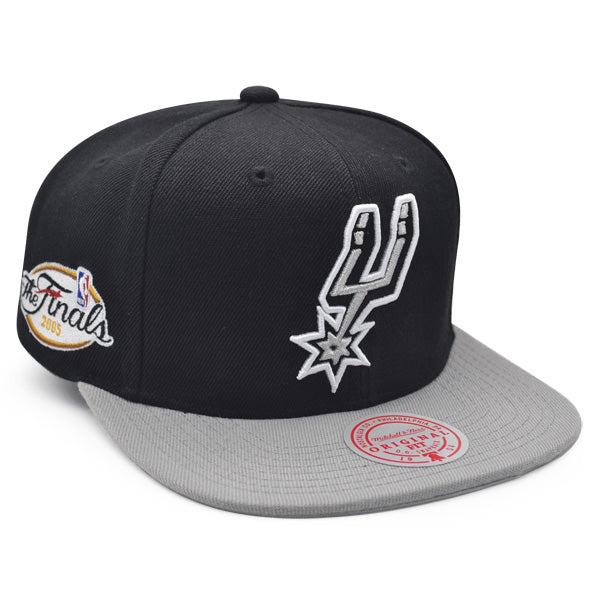 Mitchell And Ness San Antonio Spurs '05 NBA Finals Champions Black Gray Snapback