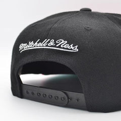 Mitchell And Ness San Antonio Spurs CLASSIC 2Tone Black Pink Teal Patch Snapback