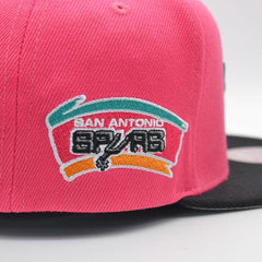 Mitchell And Ness San Antonio Spurs TEAM INSIDER Pink Black Gray Patch Snapback