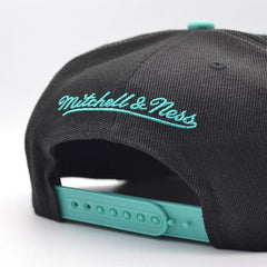 Mitchell And Ness San Antonio Spurs SHARKTOOTH Teal Black Green Patch Snapback