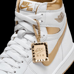 Wmns Nike AIR JORDAN 1 RETRO HIGH OG METALLIC GOLD White FD2596-107 Sneaker Shoe
