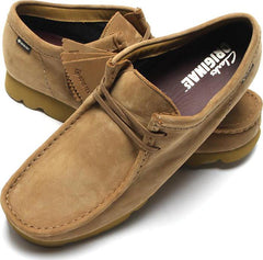Clarks Wallabee GTX Oakmoss Nubuck Beige Brown Gold 26177731 Moccasin Shoe