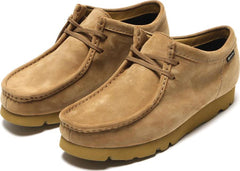 Clarks Wallabee GTX Oakmoss Nubuck Beige Brown Gold 26177731 Moccasin Shoe
