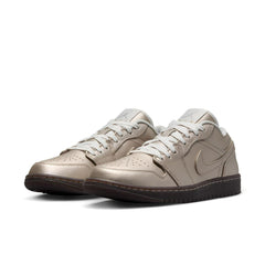 Wmns Nike Air Jordan 1 SE Metallic Zinc Summit White HQ3529-099 Sneaker Shoe
