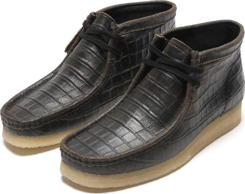 WMNS Clarks Wallabee Boot Black Crocodile Distress 26179161 Casual Boat Shoe