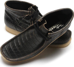 WMNS Clarks Wallabee Boot Black Crocodile Distress 26179161 Casual Boat Shoe