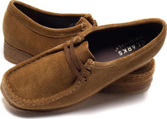Wmns Clarks Wallabee Cola Suede Brown Beige 26168668 Moccasin Casual Shoe