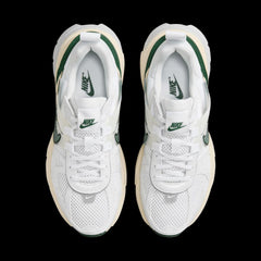 Wmns Nike V2K Run PLATINUM TINT PHOTON DUST FIR Green Black FD0736-101 Sneaker
