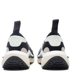 Qisan Cozy - Black/Core White/Chalk Pearl