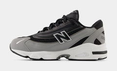 1000 Grade School Running Shoes (Black/Grey)