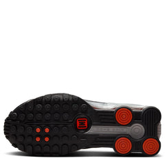 Shox R4 (Big Kid)