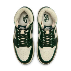 WMNS Air Jordan 1 Hi OG (Pale Ivory/Pro Green/Fir)