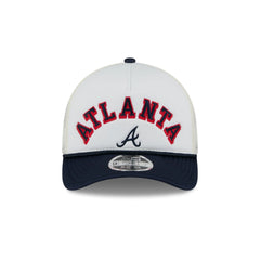 Atlanta Braves Chrome Arch 9FORTY M-Crown A-Frame Trucker Hat