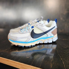 W Nike Zoom Vomero 5