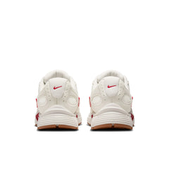 Nike V5 RNR (Sail/Sail/Light Bone/Gym Red)