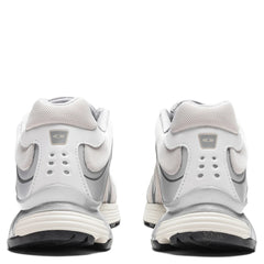 Xt-Whisper - Silver/Lunar Rock