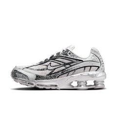Nike Shox Ride 2 "Metallic Platinum" - IB8174-100
