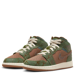 Air Jordan 1 Mid Sneaker School (Big Kid)