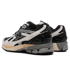 1906 Utility - Black/Sea Salt/Magnet