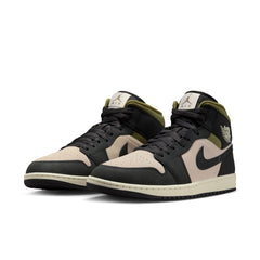 Air Jordan 1 Mid SE (LT Orewood Brn/Off Noir)