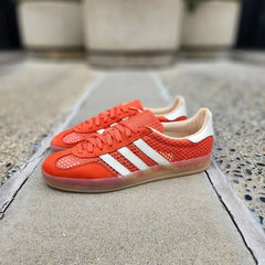 ADIDAS GAZELLE INDOOR GLOW RED AMB OWHIT