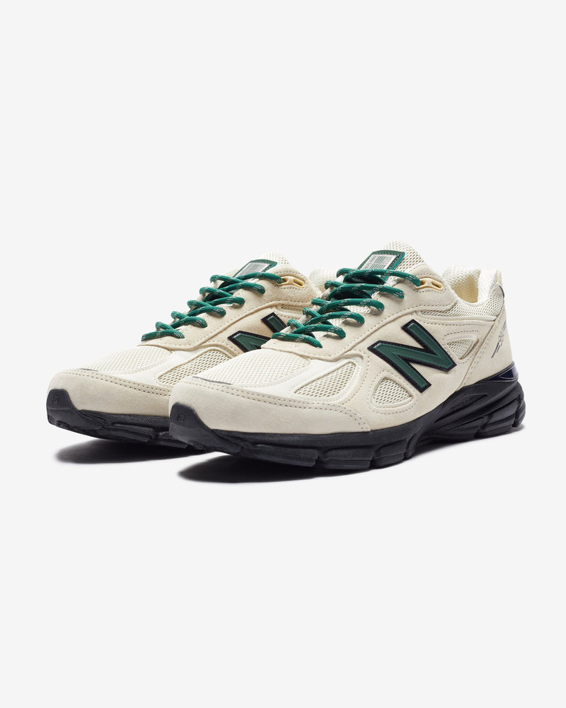 NEW BALANCE 'MADE in USA' 990V4 - MACADAMIANUT