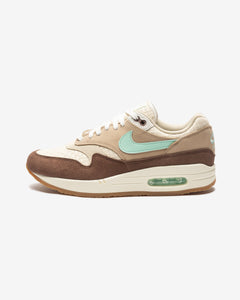 NIKE AIR MAX 1 PREMIUM QS - MEDIUMBROWN/ MINTFOAM/ MUSHROOM