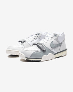 NIKE AIR TRAINER 1 - PHOTONDUST/ LTSMOKEGREY/ SMOKEGREY