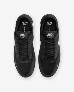 NIKE SB PS8 - BLACK/ WHITE