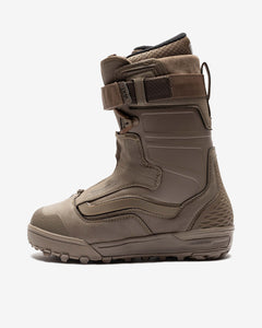 VANS VAULT X WTAPS HIGH COUNTRY and HELL BOUND - COYOTE