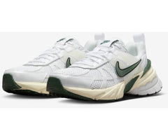 Wmns Nike V2K Run PLATINUM TINT PHOTON DUST FIR Green Black FD0736-101 Sneaker