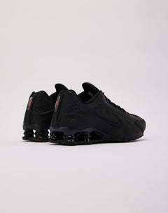 Nike Shox R4