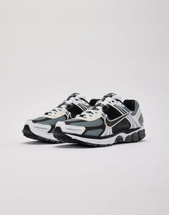 Nike Zoom Vomero 5 SE