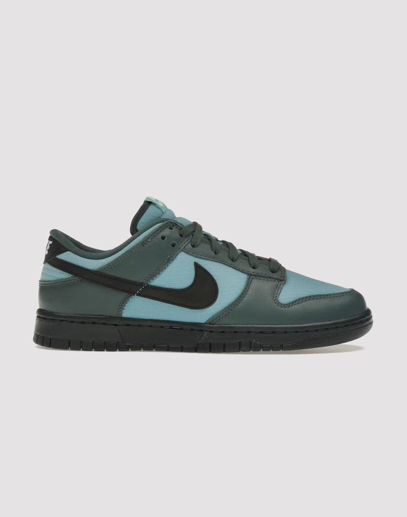 Nike Dunk Low SE