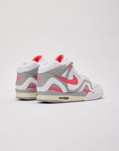 Nike Air Tech Challenge 2