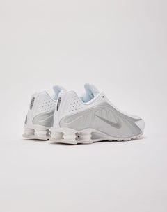 Nike Shox R4