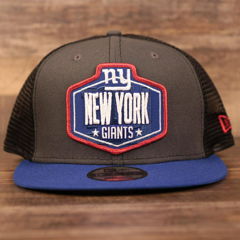 New Era NY Giants On-Field 2021 Draft Meshback 9Fifty 950 Trucker Hat Gray Blue White Red Patch Brim